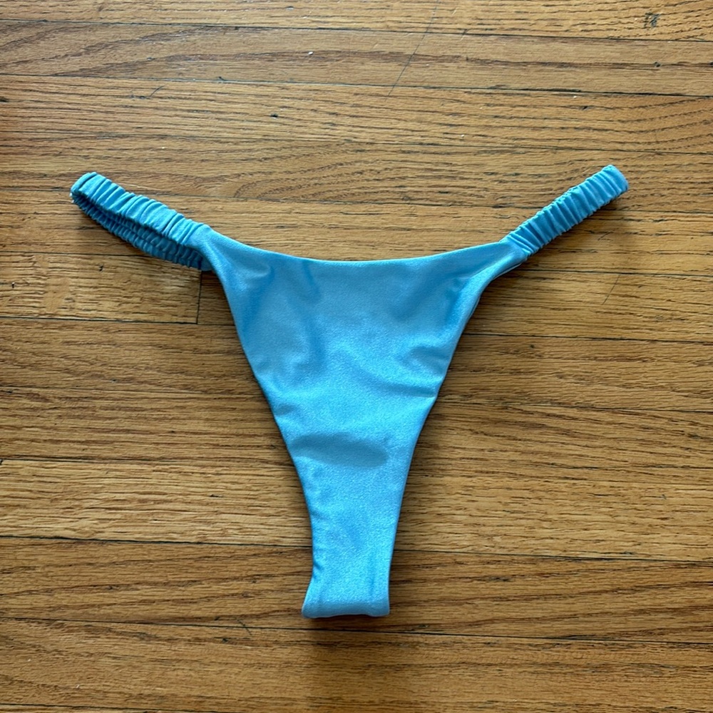 La Mariposa Toluca bottom in blue